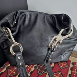Black Shoulder Purse "No Flaws"